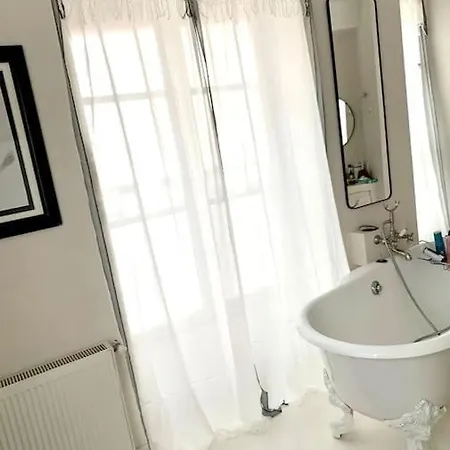Superbe Duplex Pour 4 Centre Montorgueil * Paris